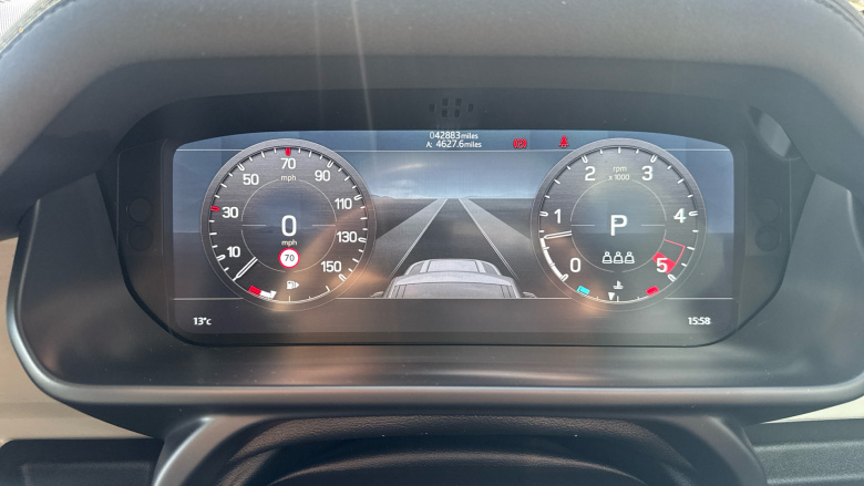 Land Rover Defender 3.0 D300 SE 110 5dr Auto Diesel Estate